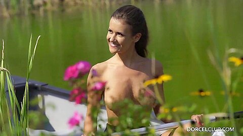 18yo Mina Sauvage In Horny Threesome Outdoors